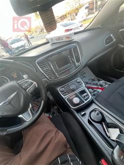 كرايسلر 200